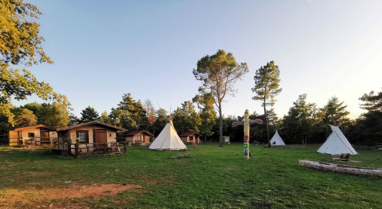 Ranch Du Puits De Riquier Hotel Moissac-Bellevue Exterior foto